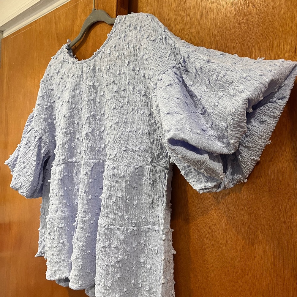 NWT VERY J CRINKLE POM POM KNIT PUFF SLEEVE BABYDOLL TOP - Picture 3 of 5